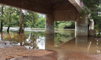 Chuvas intensas elevam significativamente o nível do rio Guaporé em Pontes e Lacerda