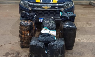 PRF apreende produtos de descaminho e prende homem com mandado de prisão em aberto durante a madrugada em Cáceres