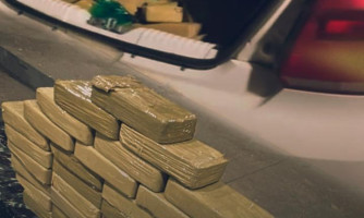 Uma pessoa é presa com 40 tabletes de cocaína na fronteira