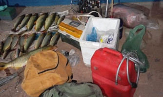 Flagrante de pesca ilegal no Rio Jauru termina com apreensão de equipamentos proibidos pela PM em Indiavaí