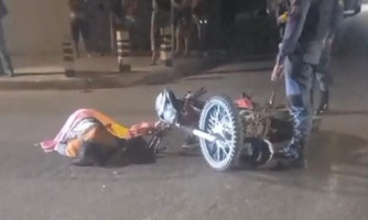 Motociclista fica ferido após colisão com caminhão em Pontes e Lacerda