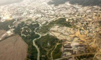 Operação destrói 150 escavadeiras e causa prejuízo de R$ 226 milhões ao garimpo ilegal na Terra Indígena Sararé