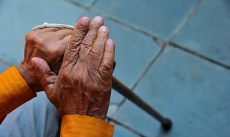 Justiça analisa ação de idoso analfabeto que acusa ex-namorada de golpe de R$ 17 mil em MT