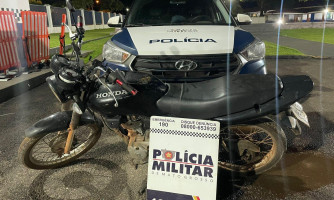 Após registro de furto, proprietário tem moto devolvida pela polícia