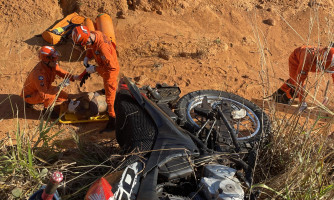 Após desaparecer durante a noite, homem é localizado em ribanceira na estrada do Matão