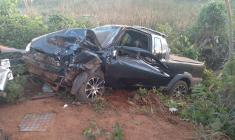 Acidente grave na ponta do aterro deixa dois mortos e feridos