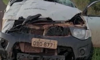 Buraco na pista provoca acidente grave na BR 174