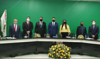 Câmara de Nova Lacerda: Vereadores eleitos tomam posse. Juninho Monteiro é o novo Presidente