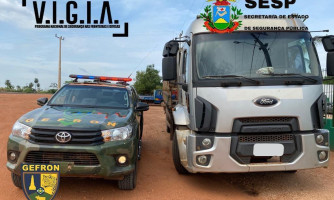 Casal é preso levando caminhão roubado para a Bolívia