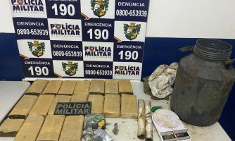 Cinco são pegos com 18 tabletes de maconha em Comodoro
