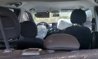 Colisão entre carro e carreta deixa motorista ferido na BR-174