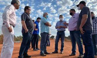Deputado Moretto e secretário Marcelo de Oliveira vistoriam 43 obras na região Oeste
