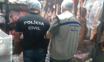 Fiscais apreendem 825 kg de carne impropria para o consumo em açougue
