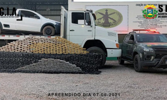 Gefron localiza “mocó” em caminhão e apreende mais de 250 tabletes de drogas em Vila Bela