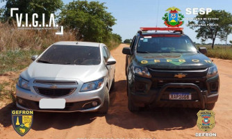 Gefron prende dois homens levando veículo furtado para a Bolívia