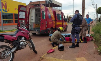 Motociclista fica desacordado em acidente de trânsito na Marechal Rondon