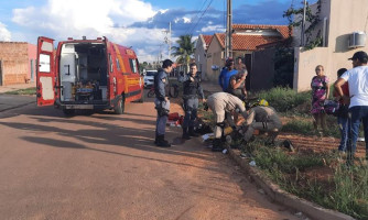 Motociclista fica gravemente ferido em acidente na Av. Airton Senna