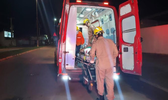 Motorista bate em poste na Av. Tancredo Neves
