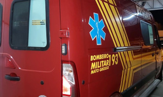 Mulher cai de moto na Av. Marechal Rondon e sofre vários ferimentos