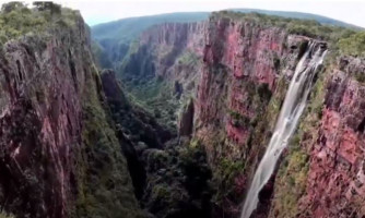 Os encantos da Cascata dos Namorados em Vila Bela da Santíssima Trindade