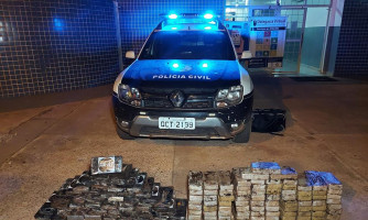 Policia Civil apreende droga avaliada em mais de 3 milhões de reais escondida em caminhão boiadeiro