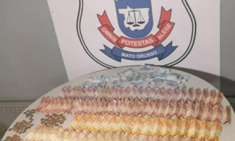 Polícia Civil prende dona de boca de fumo com drogas e mais de R$ 3 mil em Pontes e Lacerda