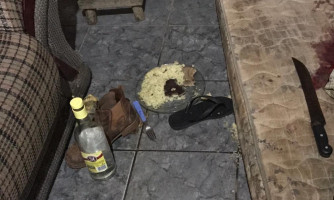 Polícia Civil prende homem que matou amigo e esperou os policiais dormindo ao lado do corpo em Nova Lacerda
