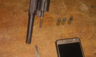 Polícia prende homem que mantinha família em carcere privado para roubar caminhonete