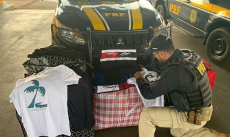 Roupas de origem peruana avaliadas em mais de 30 mil reais são apreendidas pela PRF em Pontes e Lacerda