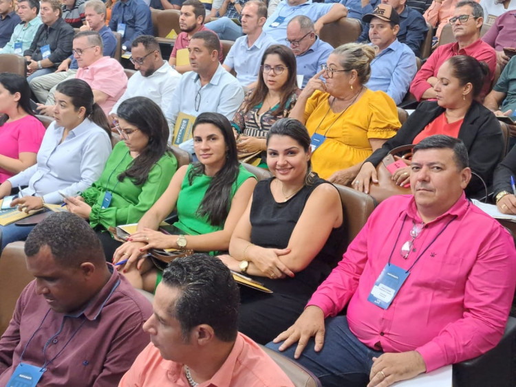 Presidente da Câmara de Araputanga participa do 1º Interage TCE de 2023 em Cuiabá