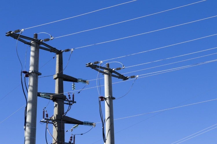 Câmara aprova indicação que cobra da Energisa a realização de manutenção nas redes de energia dos Assentamentos São Benedito e Che Guevara, em Araputanga