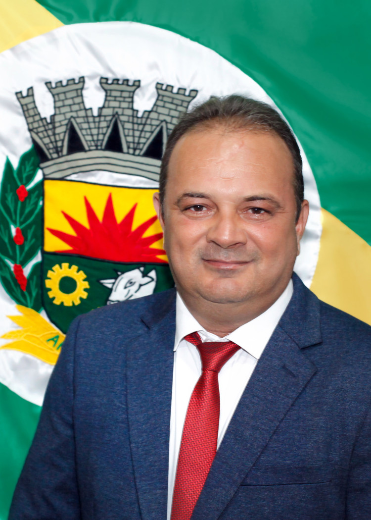 Vereador Daniel Leiteiro propõe substituição de ponte de madeira por estrutura de concreto no Assentamento Imbé
