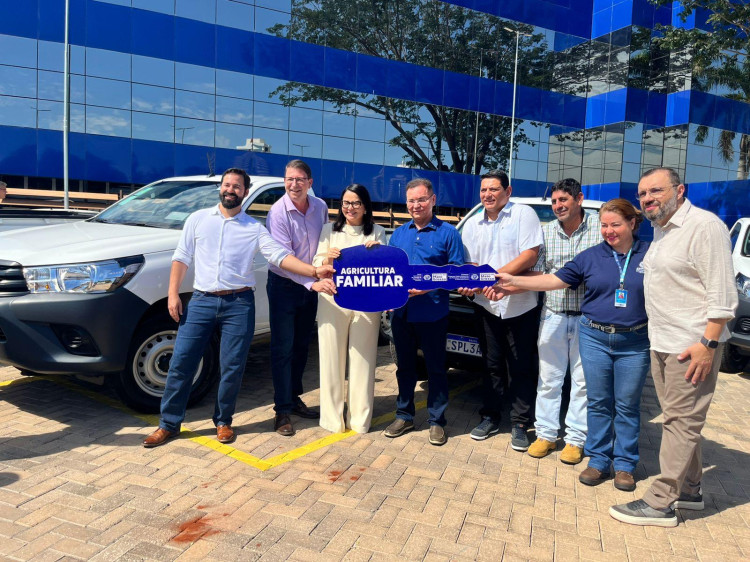 Vale de São Domingos recebe Hilux Zero km para atender as demandas da Agricultura Familiar