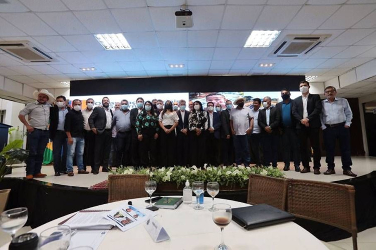 Moretto quer 800 km de asfalto na faixa de fronteira e Governo anuncia novo programa para região Oeste