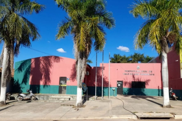 MPE obtém 9 liminares e bloqueia R$ 2,3 milhões de ex-prefeito de Vale de São Domingos