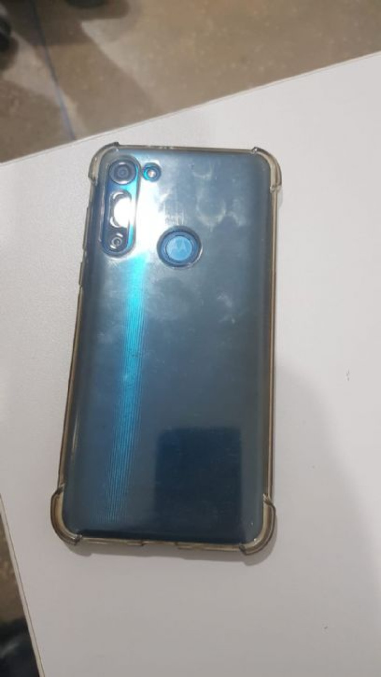 Mulher é presa em flagrante pela Polícia Civil após furtar celular em estabelecimento em Comodoro