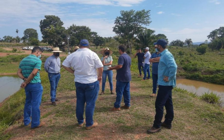 Técnicos da Empaer participam de treinamento para auxiliar produtores de piscicultura em Conquista D´ Oeste