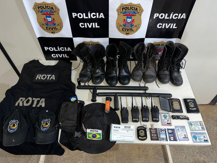 Polícia Civil apreende materiais usados em atividade irregular de segurança privada, em Pontes e Lacerda