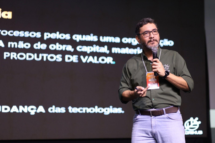 Senar-MT marca presença na 4ª Oeste Rural Show com estande interativo e atendimento aos produtores rurais do Vale do Guaporé