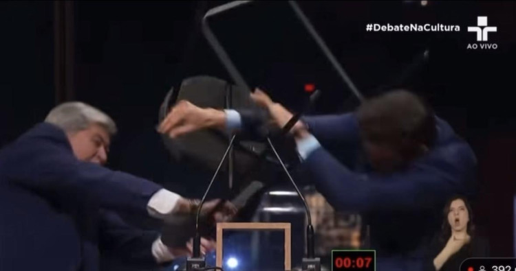 Datena agride Pablo Marçal em debate ao vivo