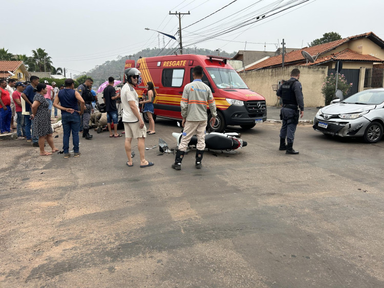 Uma pessoa fica ferida após acidente de trânsito na rua Terezinha Coura Garbim