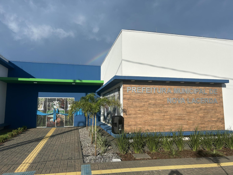 Prefeitura inaugura várias obras em Nova Lacerda em parceria com Deputado Valmir Moretto