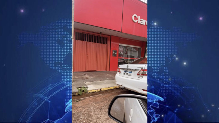 Moradora do centro de Pontes e Lacerda enfrenta problemas com bloqueio de portão por motoristas