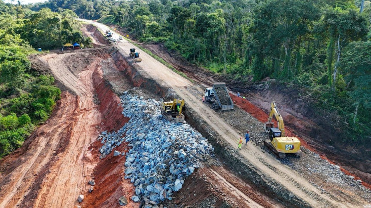 Interdição na BR-174 segue até o momento e pode ser liberada na próxima terça-feira, segundo DNIT