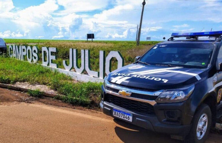Polícia Civil prende em flagrante dois jovens por tráfico de drogas em Campos de Julio