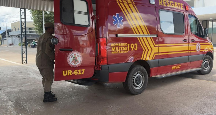Senhora é atropelada ao atravessar avenida em Pontes e Lacerda