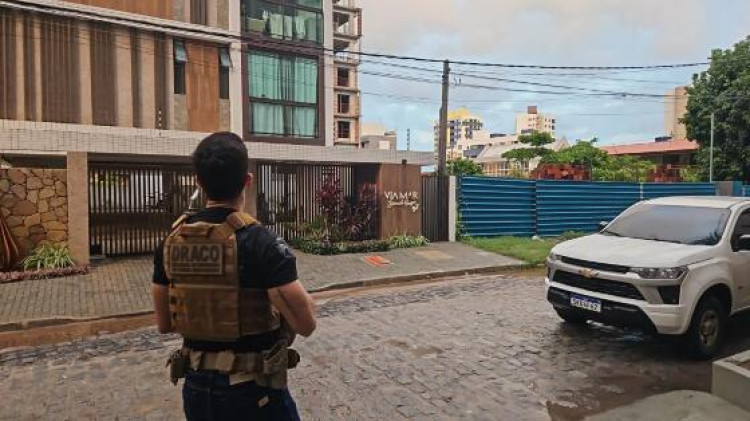 Acadêmicos de medicina em Cáceres sofreram golpe milionário após empresa fechar, afirma delegado