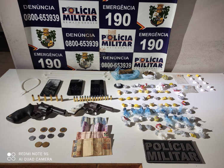 Polícia prende 5 pessoas que estavam planejando uma onda de homicídio