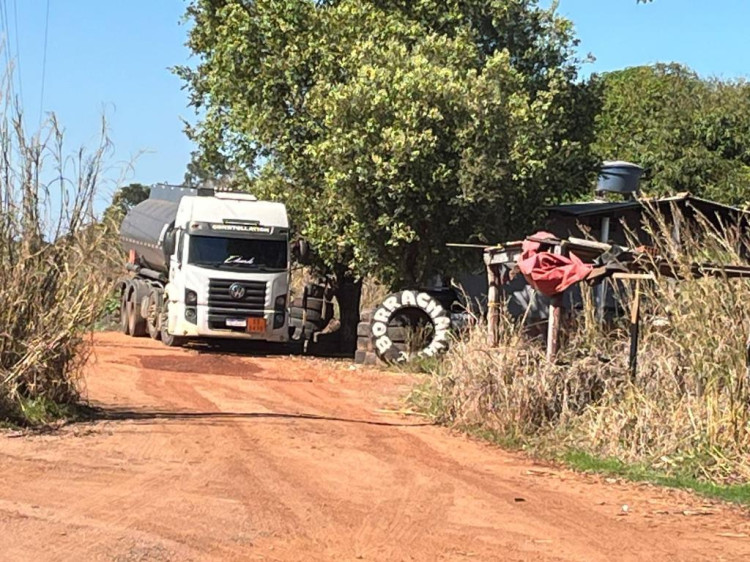 Polícia prende dupla por comércio ilegal de combustível em Rosário Oeste