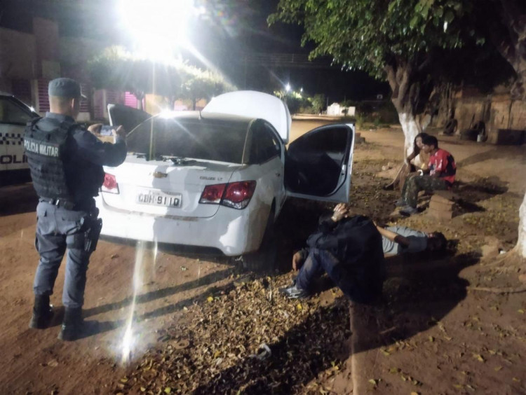 Quadrilha é detida durante 'reunião' para planejar assassinatos na fronteira